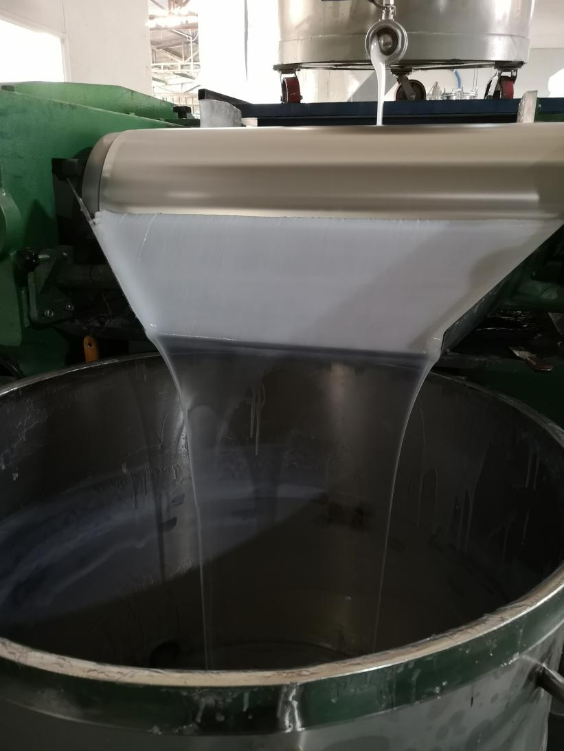 影響模具硅膠粘性因素有哪些？