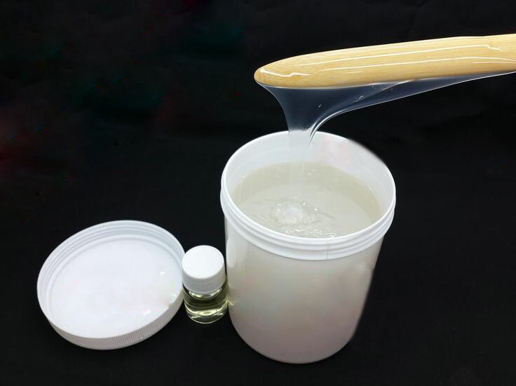 生產高端液態(tài)硅膠制品有什么方法？